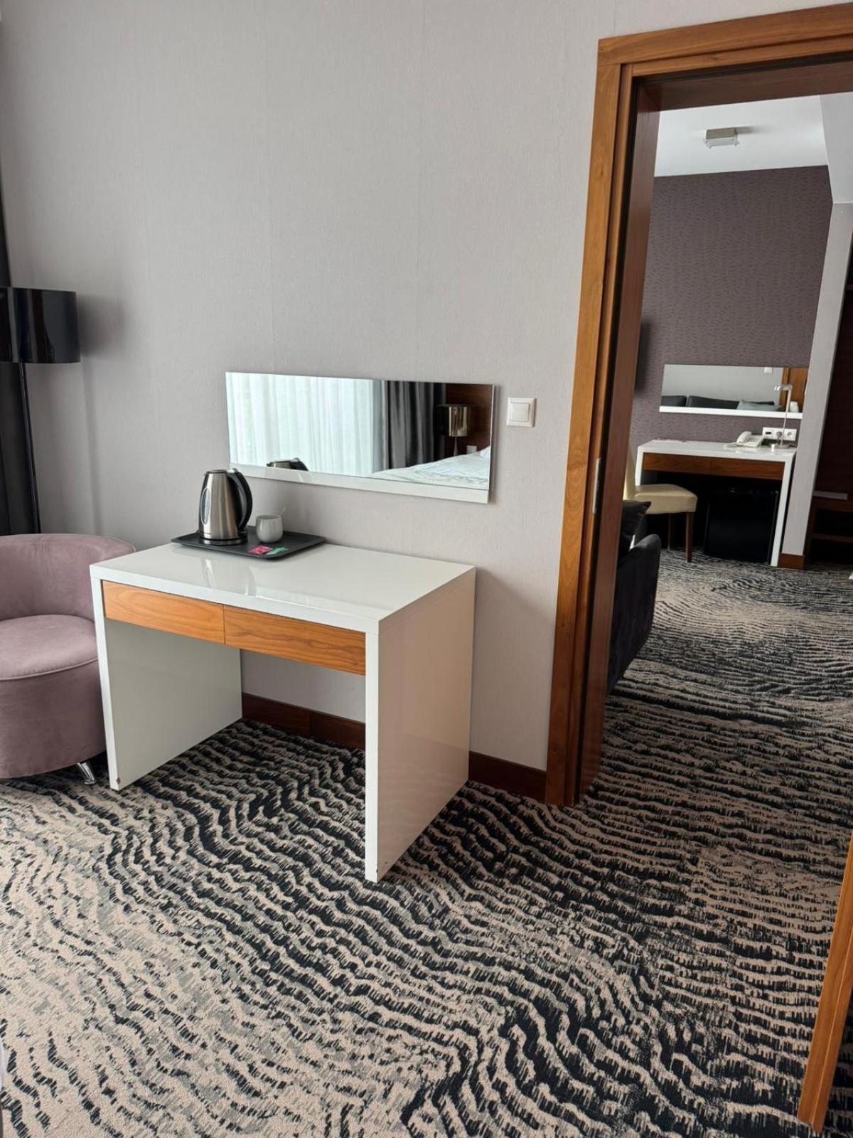 Bazuny Hotel&Spa 코시에르지나 외부 사진